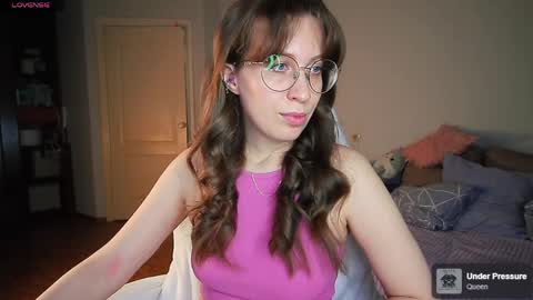 Snapshot of ms_allison chatting on 10, 5, 2026 Allison online show from 10, 5, 2026
