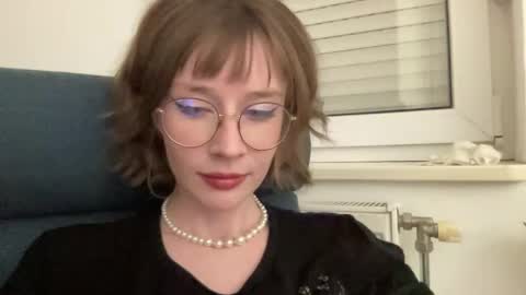ms_christiana online show from 4, 5, 2026