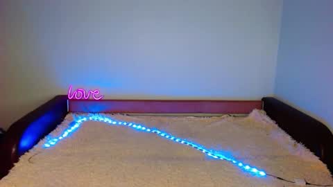        online show from 10, 2, 2025