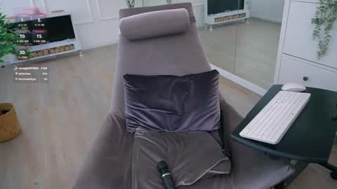 Samantha online show from 3, 2, 2025