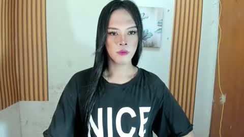 Snapshot of ms_selenaxx chatting on 9, 11, 2025 selena online show from 9, 11, 2025