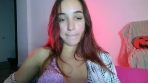 Snapshot of ms_sophiee chatting on 2, 11, 2025 ms_sophiee online show from 2, 11, 2025
