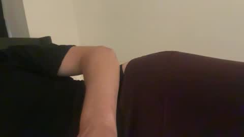 Snapshot of msduss351 chatting on 27, 4, 2026 msduss351 online show from 27, 4, 2026