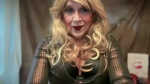 Snapshot of mskarentoy chatting on 7, 10, 2025 mskarentoy online show from 7, 10, 2025