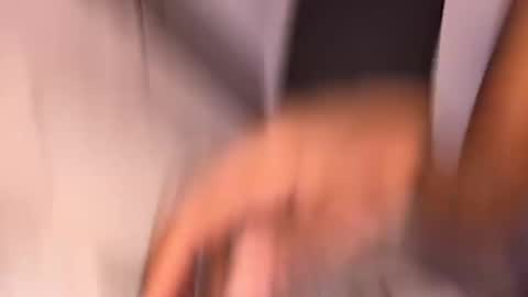 Snapshot of mskitty000 chatting on 5, 12, 2025 mskitty000 online show from 5, 12, 2025