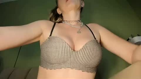 Snapshot of mspurrfectlove chatting on 1, 6, 2026 MsPurrfectLove online show from 1, 6, 2026