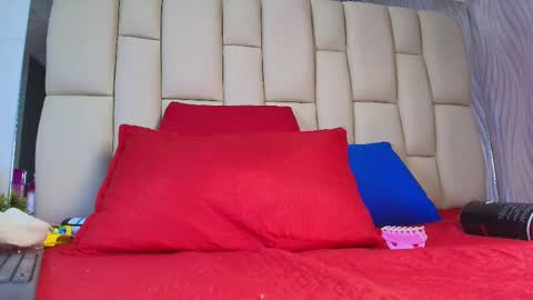 FERNANDA 3 online show from 15, 4, 2026