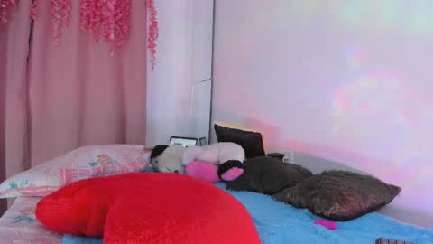 Snapshot of msschloee chatting on 14, 11, 2025 Chloe new account online show from 14, 11, 2025