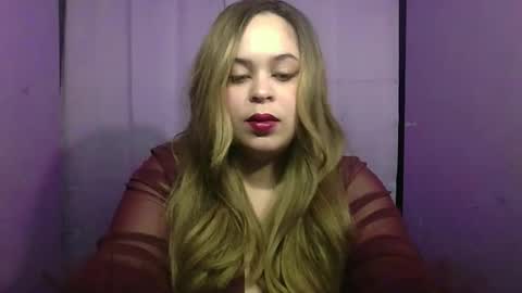 Snapshot of msvenome chatting on 19, 12, 2025 MsVenome online show from 19, 12, 2025