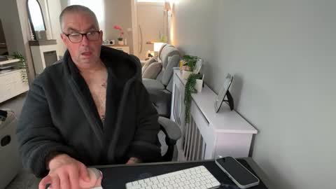 mtb1697 online show from 7, 10, 2025