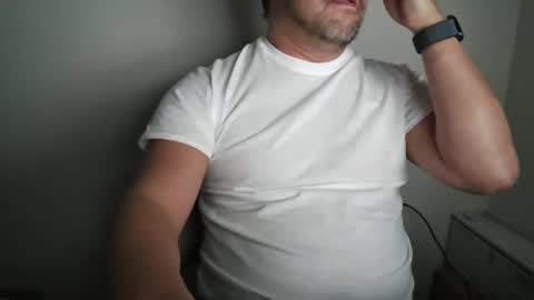 Snapshot of mtman5 chatting on 11, 2, 2025 mtman5 online show from 11, 2, 2025