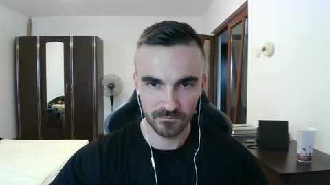 Victor online show from 12, 10, 2025