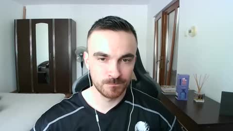 Victor online show from 7, 4, 2026