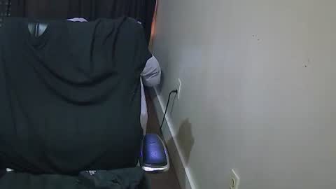 Muffdiver online show from 31, 12, 2024