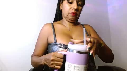 yuli online show from 12, 11, 2025