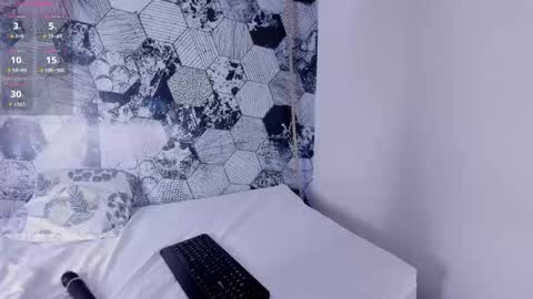 Snapshot of mulan_queen chatting on 23, 11, 2025 Mulan online show from 23, 11, 2025