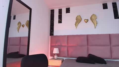 Muller Asher online show from 18, 10, 2025