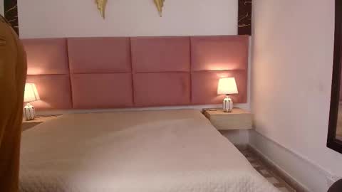 Muller Asher online show from 31, 10, 2025