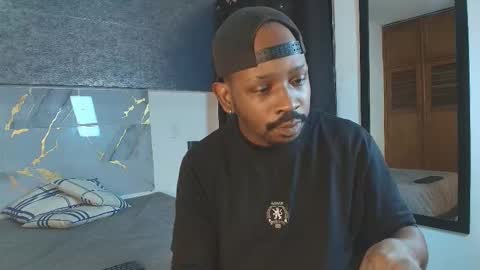 Muller Asher online show from 2, 12, 2025