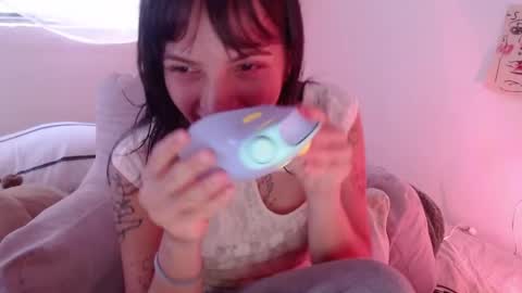   online show from 22, 4, 2026