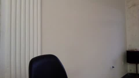Snapshot of munchi_ chatting on 27, 7, 2026 online show from 27, 7, 2026