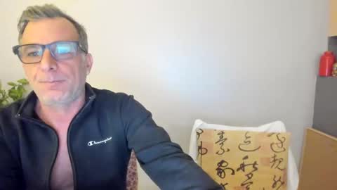 Snapshot of munishpunish chatting on 25, 1, 2025 LOVELY JULIA Peter DAY online show from 25, 1, 2025