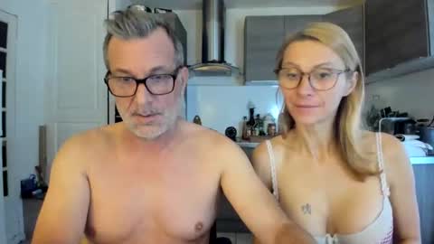 LOVELY JULIA  Peter DAY online show from 3, 12, 2025