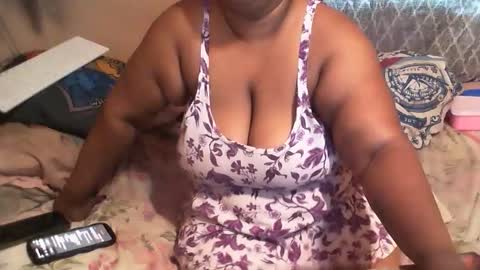 Snapshot of munniegalz1 chatting on 16, 2, 2026 your angel online show from 16, 2, 2026