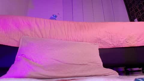 Tell me Sofi  online show from 8, 3, 2025