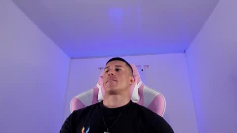 Muscle Man online show from 22, 12, 2025