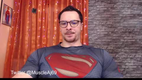 Snapshot of muscleaj69 chatting on 17, 12, 2024 AJ online show from 17, 12, 2024