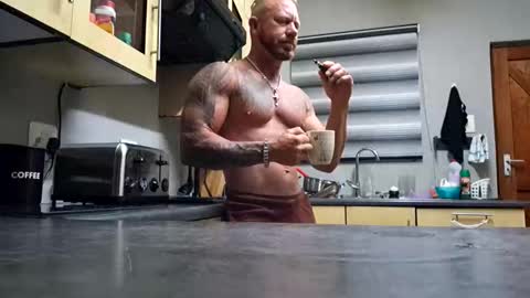 muscledaddy69s online show from 7, 1, 2026