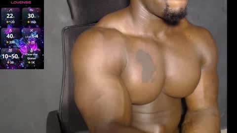 Snapshot of musclegodsammy23 chatting on 8, 12, 2024 musclegod23 online show from 8, 12, 2024