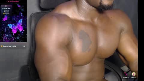 Snapshot of musclegodsammy23 chatting on 13, 12, 2024 musclegod23 online show from 13, 12, 2024