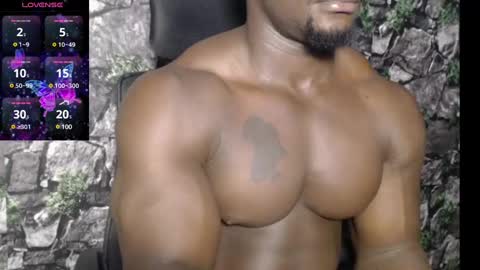 Snapshot of musclegodsammy23 chatting on 18, 12, 2024 musclegod23 online show from 18, 12, 2024
