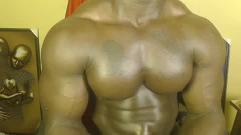 Snapshot of musclegodsammy23 chatting on 7, 3, 2025 musclegod23 online show from 7, 3, 2025