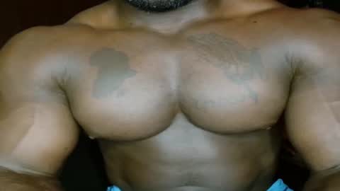 musclegod23 online show from 16, 6, 2026