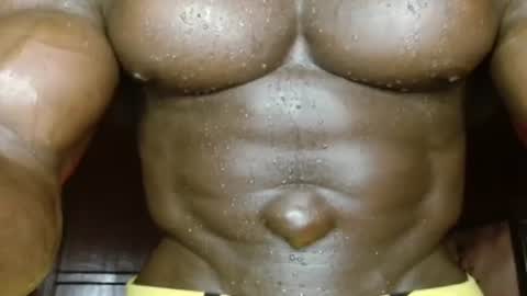 musclegod23 online show from 28, 7, 2026