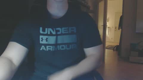 Snapshot of musclelover1806 chatting on 20, 12, 2025 Musclelover online show from 20, 12, 2025