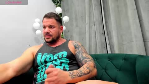 MuscleMonster31 online show from 18, 2, 2025