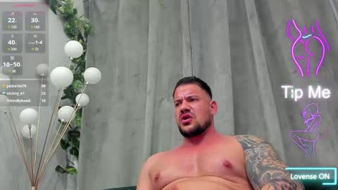 MuscleMonster31 online show from 4, 3, 2025