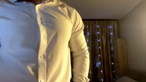 muscularjuggler online show from 11, 3, 2026