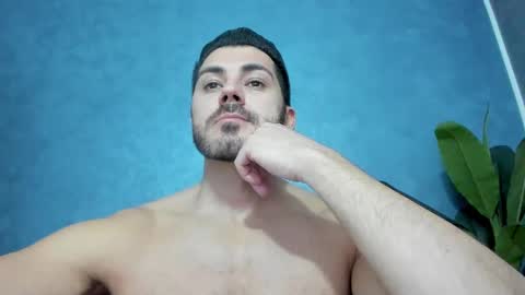 Snapshot of muscularmaster chatting on 18, 12, 2024 muscularmaster onlyfans online show from 18, 12, 2024