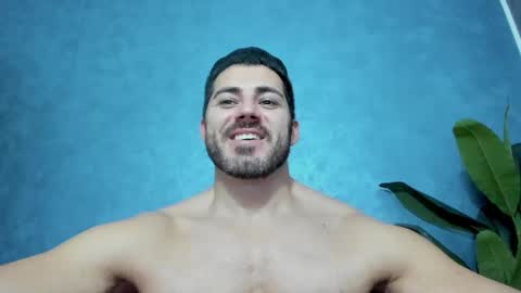 Snapshot of muscularmaster chatting on 21, 12, 2024 muscularmaster onlyfans online show from 21, 12, 2024