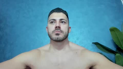 Snapshot of muscularmaster chatting on 26, 12, 2024 muscularmaster onlyfans online show from 26, 12, 2024