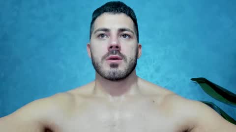 Snapshot of muscularmaster chatting on 1, 1, 2025 muscularmaster onlyfans online show from 1, 1, 2025
