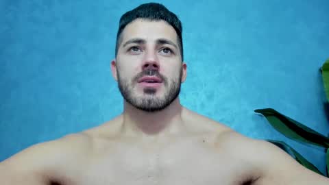 Snapshot of muscularmaster chatting on 2, 1, 2025 muscularmaster onlyfans online show from 2, 1, 2025