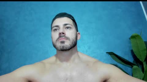 Snapshot of muscularmaster chatting on 6, 1, 2025 muscularmaster onlyfans online show from 6, 1, 2025