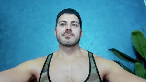 Snapshot of muscularmaster chatting on 13, 1, 2025 muscularmaster onlyfans online show from 13, 1, 2025