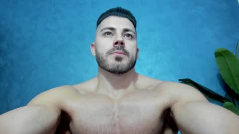 Snapshot of muscularmaster chatting on 15, 1, 2025 muscularmaster onlyfans online show from 15, 1, 2025